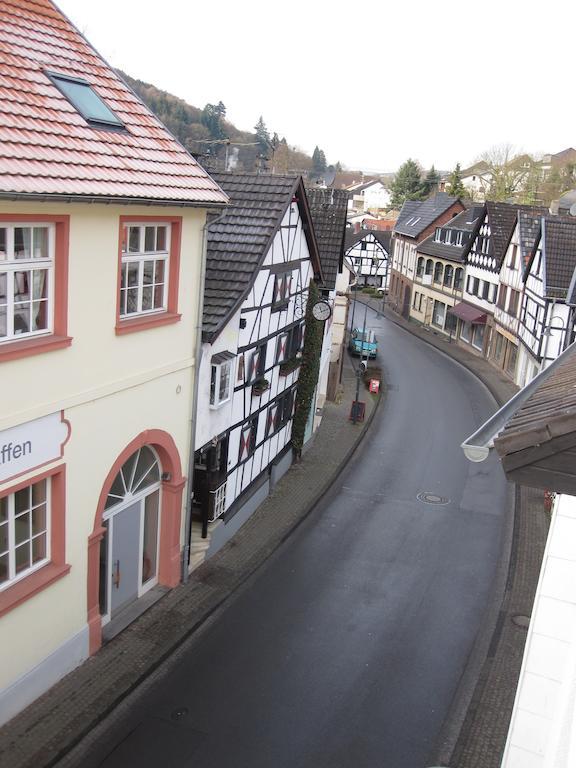 Ferienwohnungen - An Der Kunstakademie Heimbach Szoba fotó